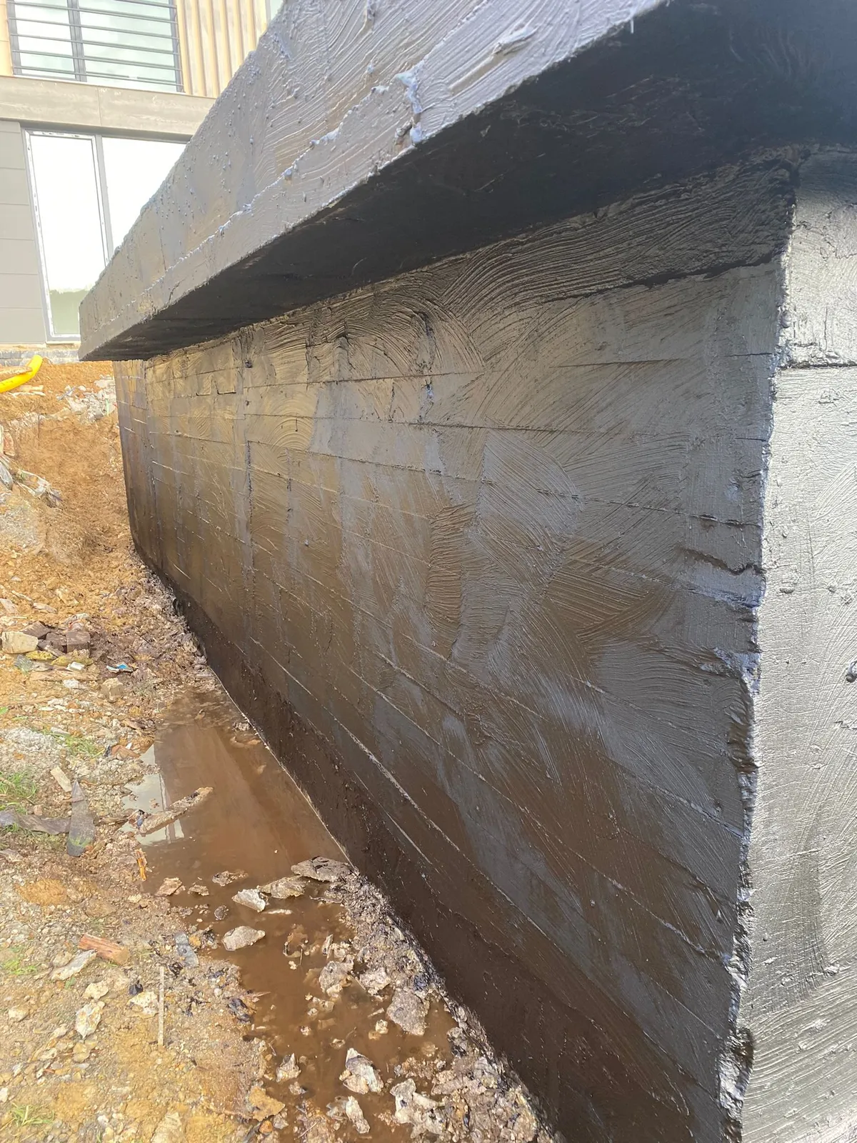 Perde duvar zemin birleşim noktası yalıtım detayı