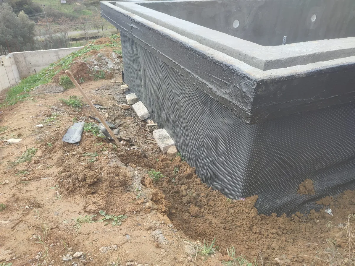 Perde duvar köşe birleşim noktası yalıtım uygulaması